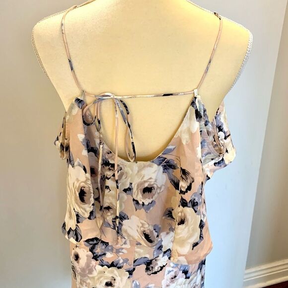 ILLA ILLA size large floral ruffle dress - Picture 3 of 5